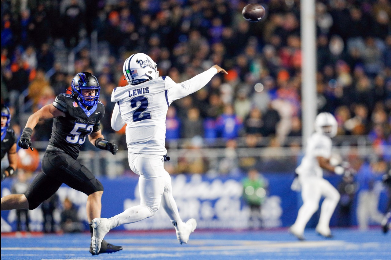 Nevada Football Falls to No. 12 Boise State 28-21