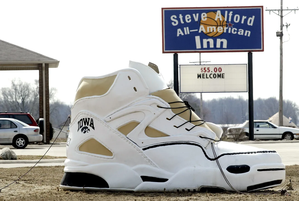 Steve Alford All-American Inn, featuring its famous shoe, during Alford’s time coaching at Iowa.